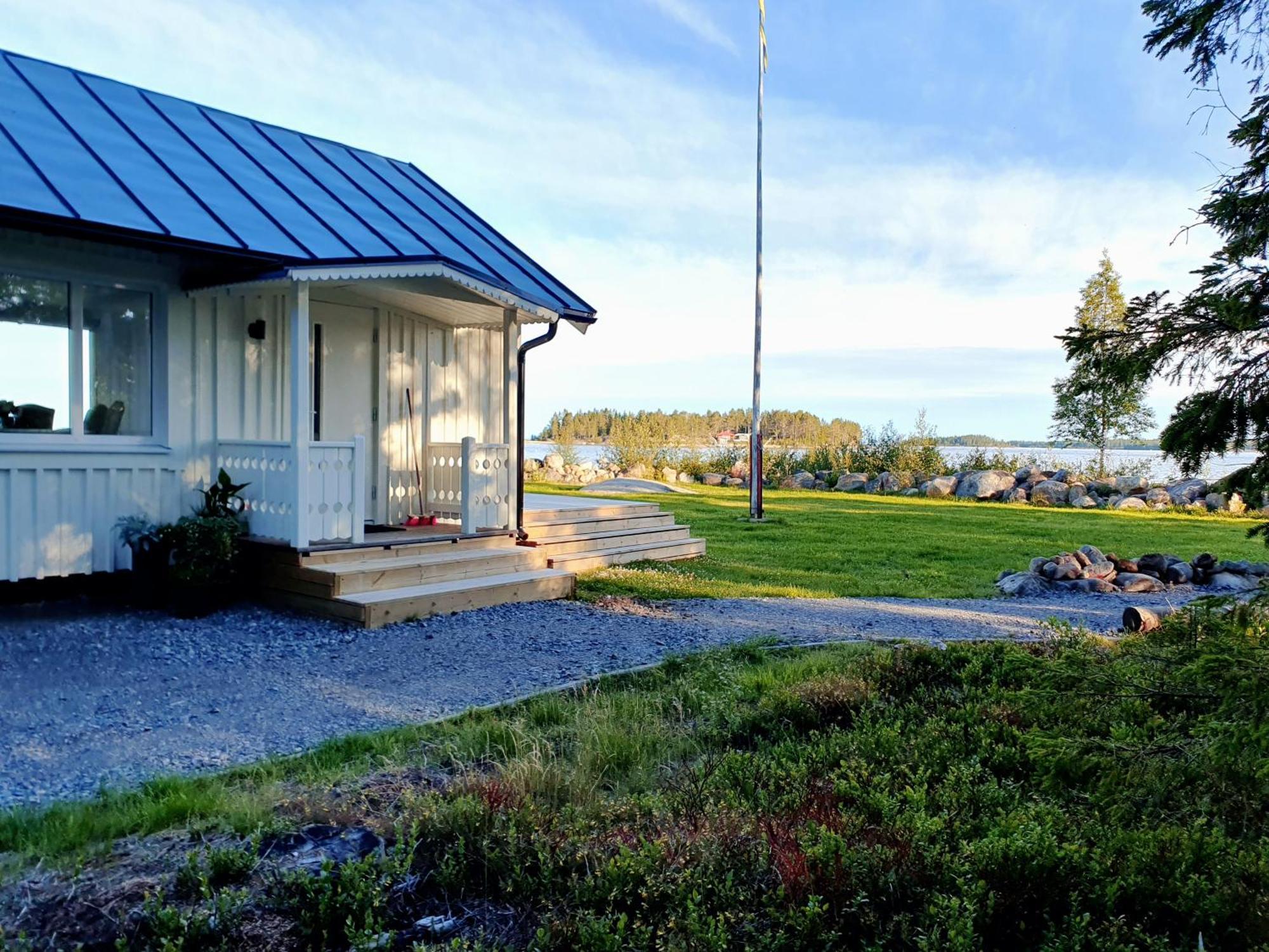 Stuga Med Havsutsikt Robertsfors Ngoại thất bức ảnh